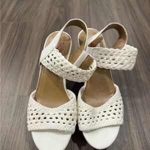 BAMBOO White Woven Sandals